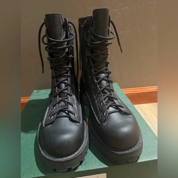 Danner Men's Acadia Black Lace-Up Boots style #21210